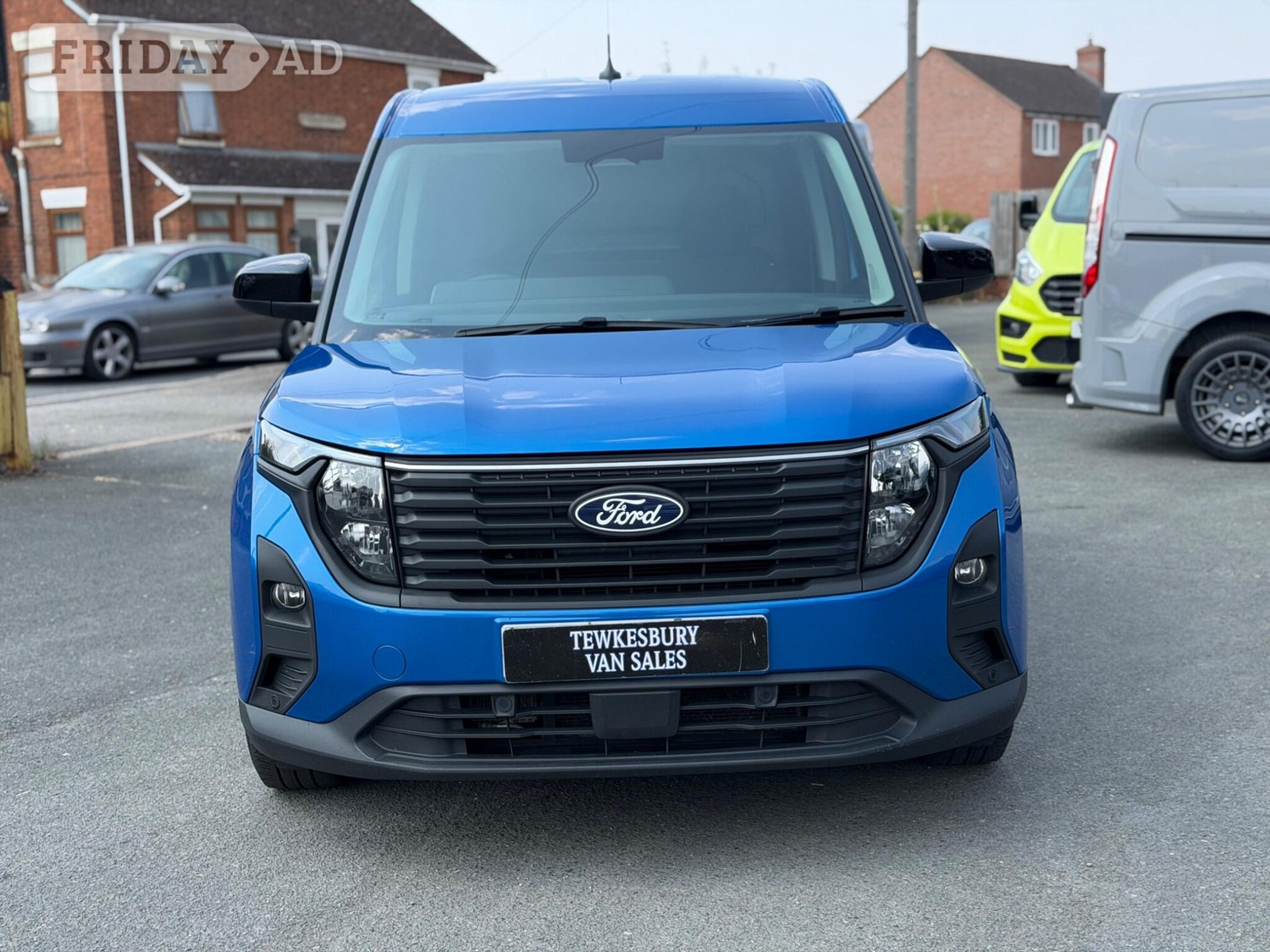 Ford Transit Courier 2024 - Vans & Commercial Vehicles