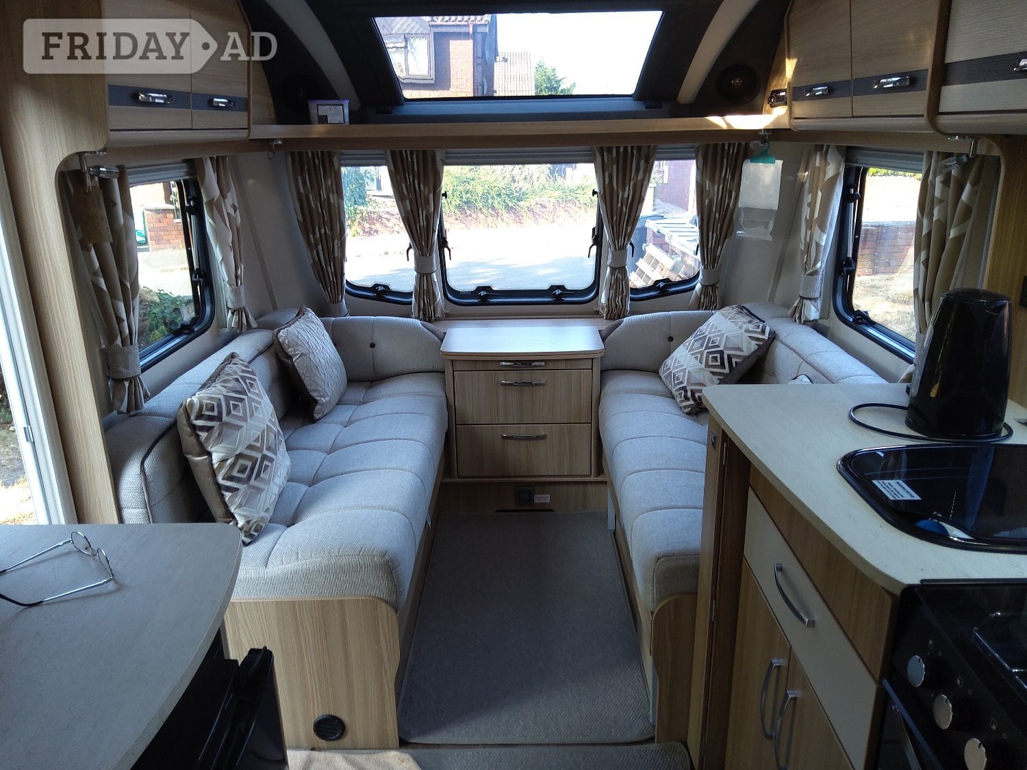 Coachman Pastiche 575 Shotton