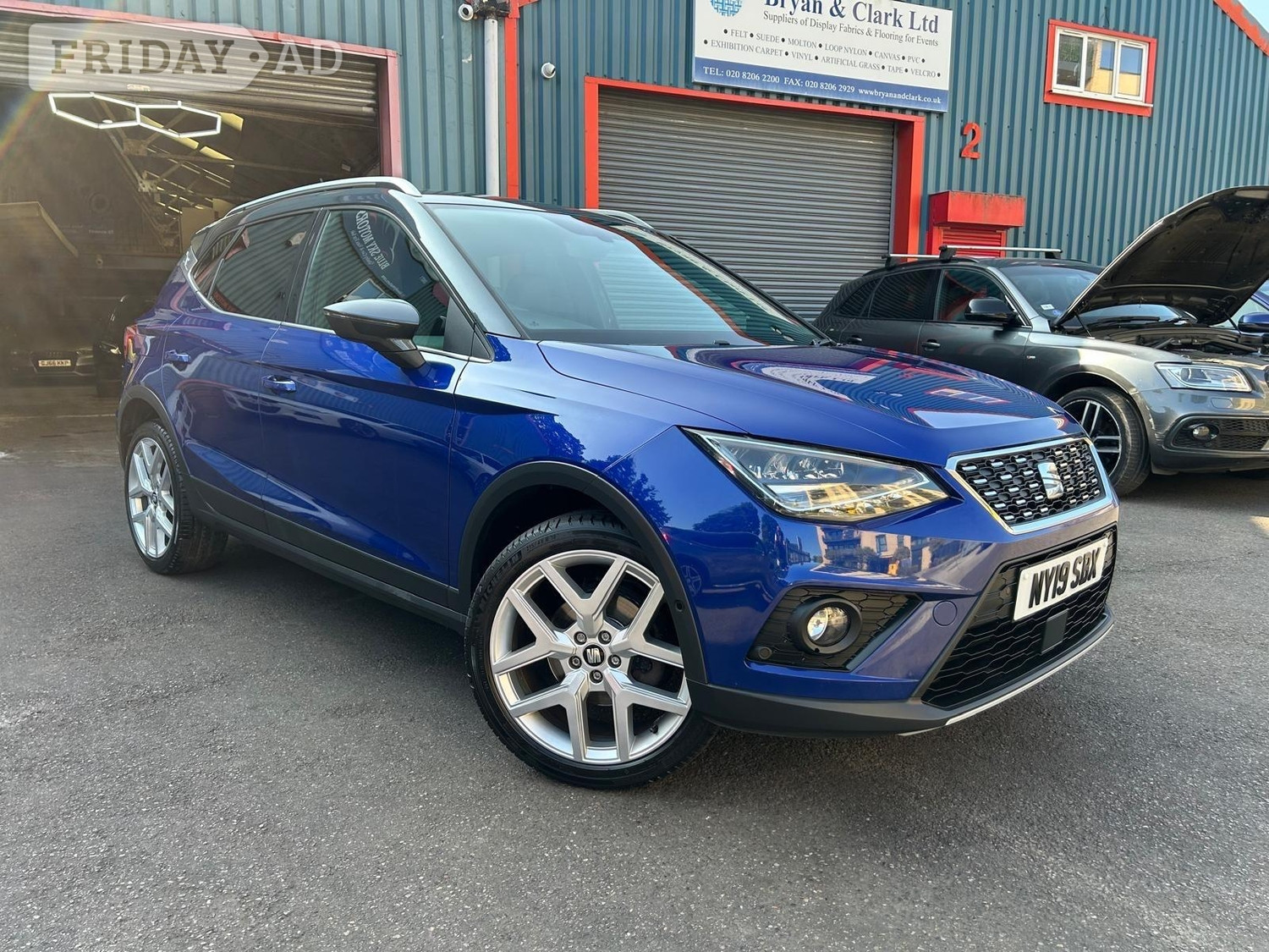 [ berth ]SEAT Arona