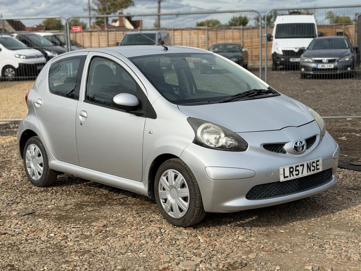 Toyota Aygo 2007 - Cars