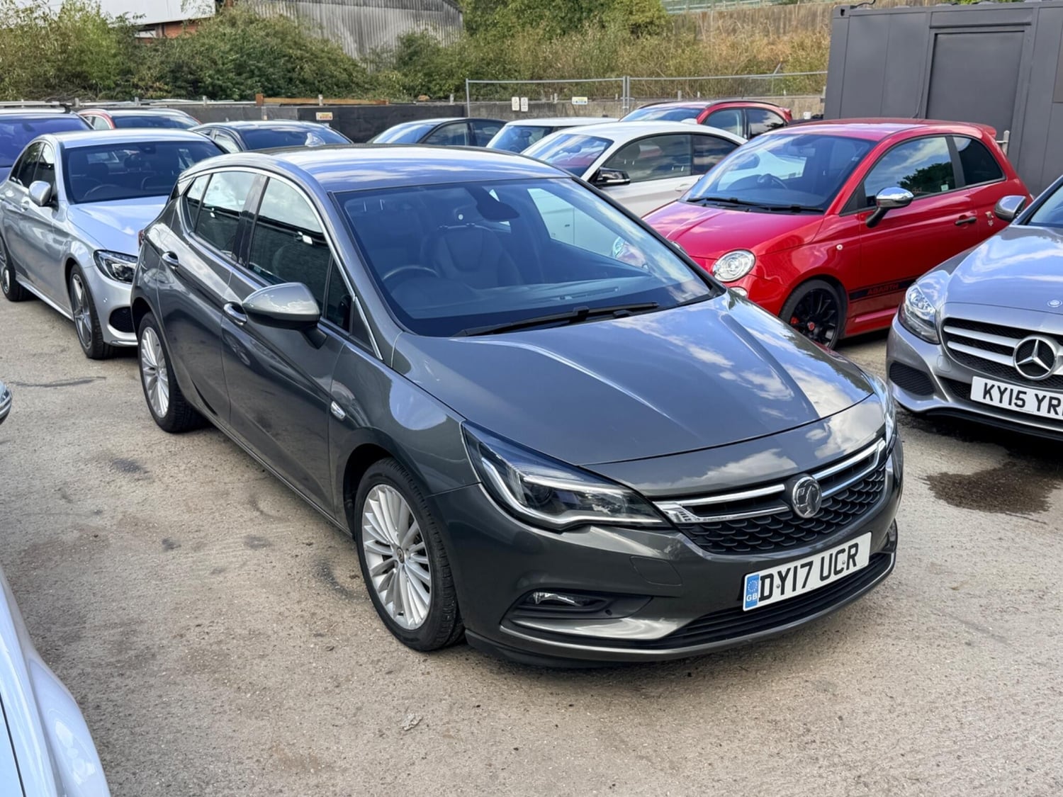 [ berth ]Vauxhall Astra