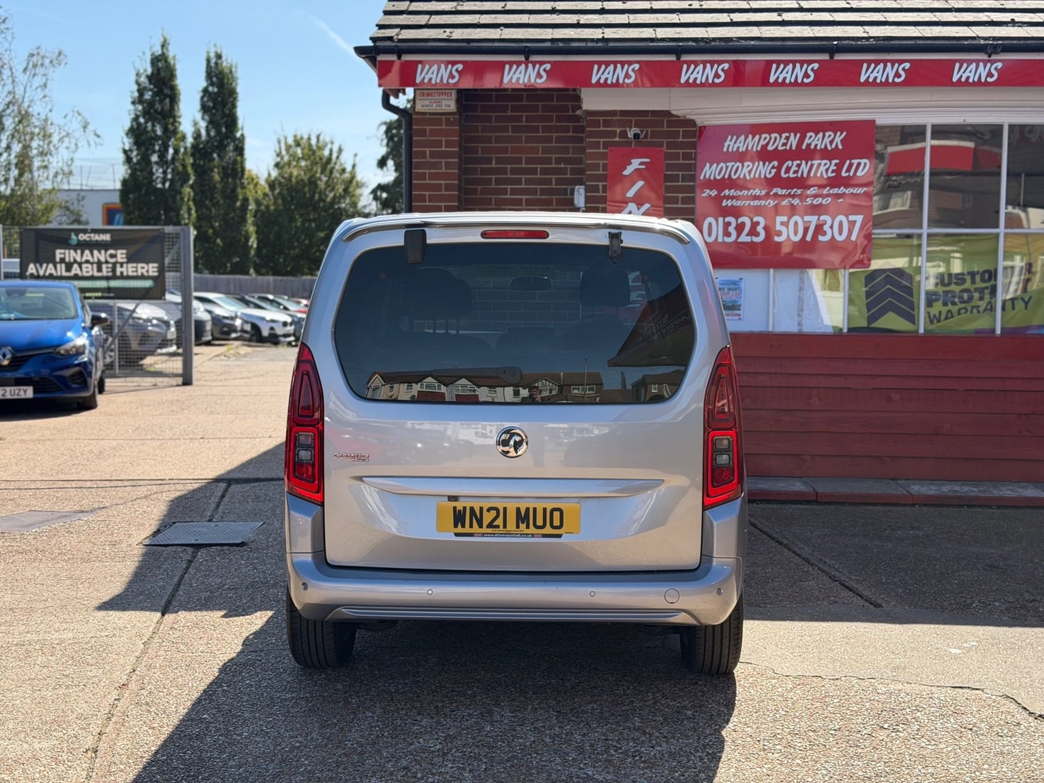Vauxhall Combo Life 2021 - Cars in Eastbourne