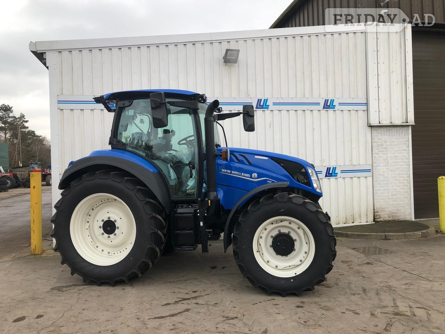 New Holland T5.140 Demo () Tractor