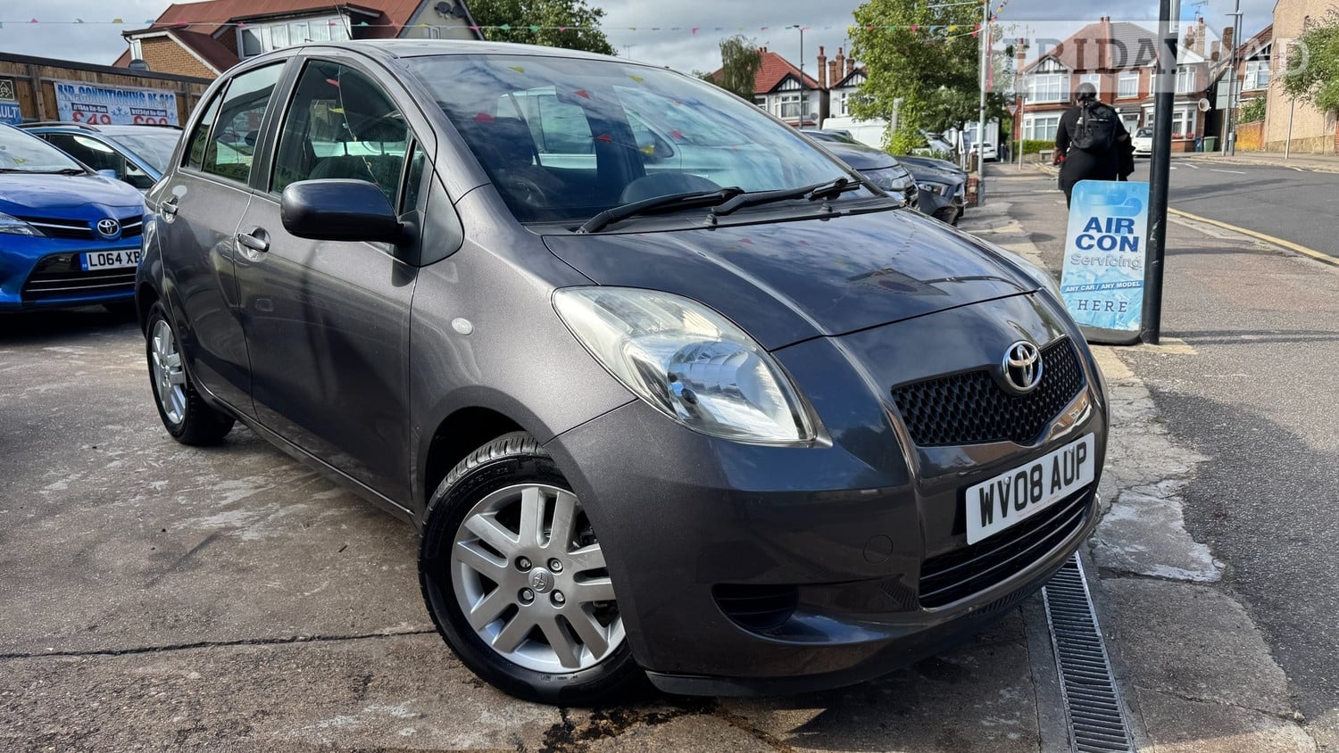 Toyota Yaris 2008 - Cars in Harrow
