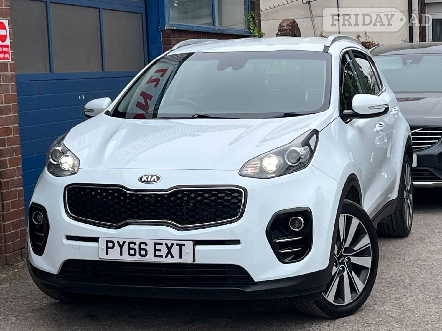 [ berth ]Kia Sportage