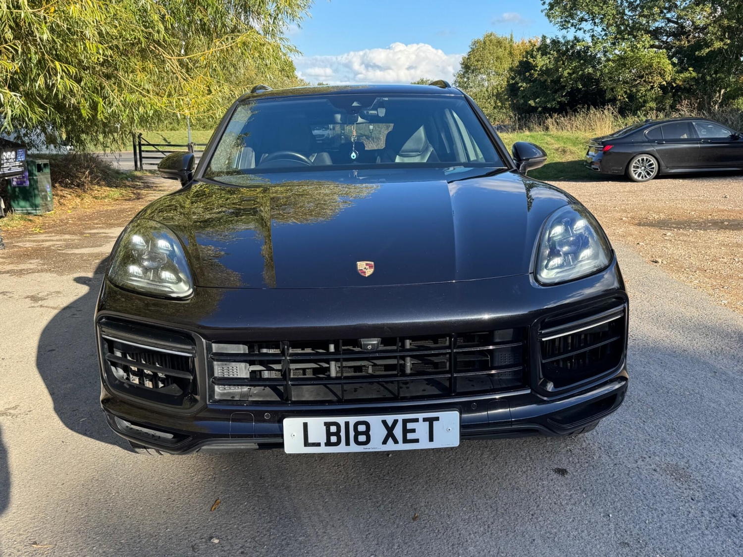 [ berth ]Porsche Cayenne