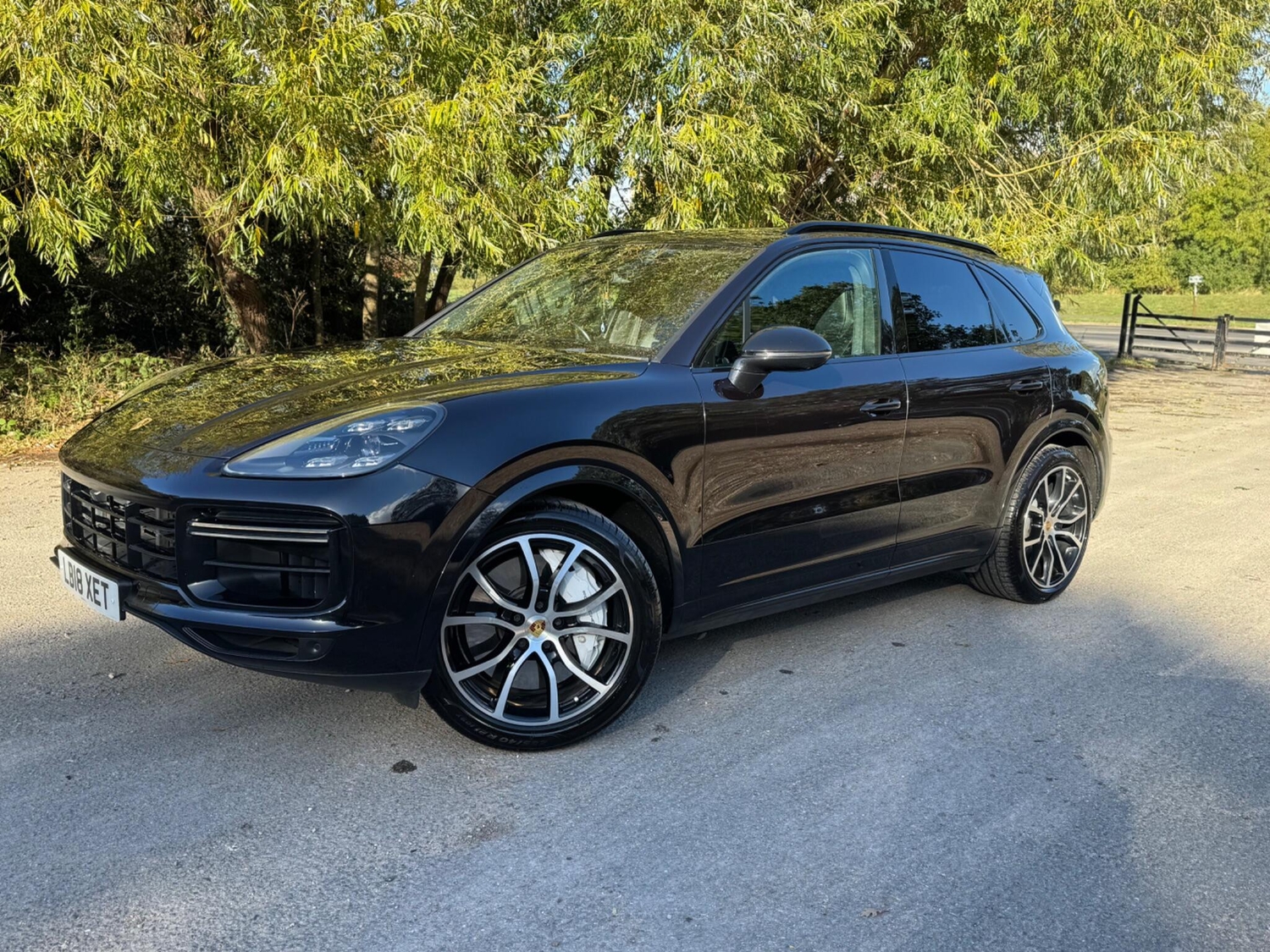 Porsche Cayenne 2018 - Cars in Harrow