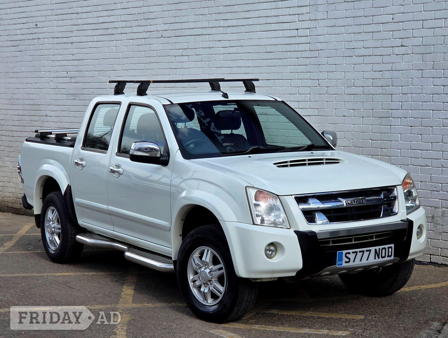 Isuzu Rodeo 2011 in Ashford