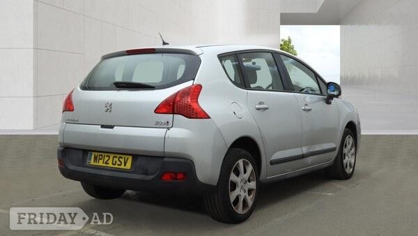 [ berth ]Peugeot 3008