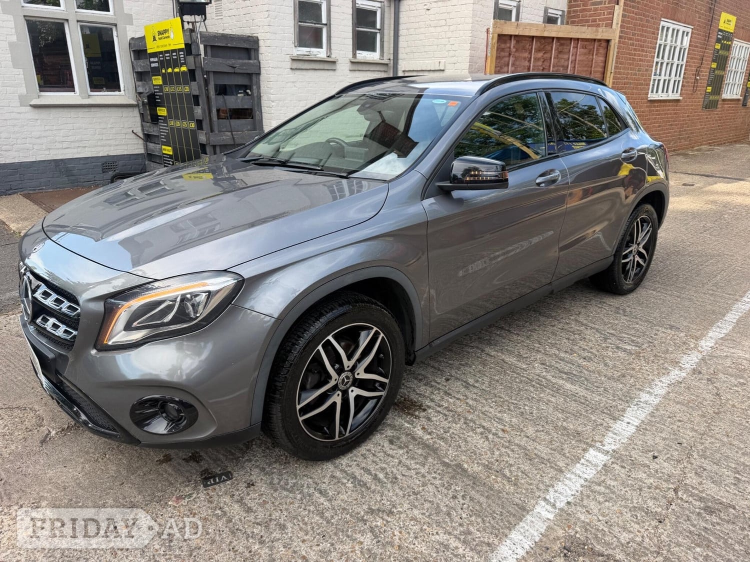 Mercedes-Benz GLA 2019 - Cars in Uxbridge