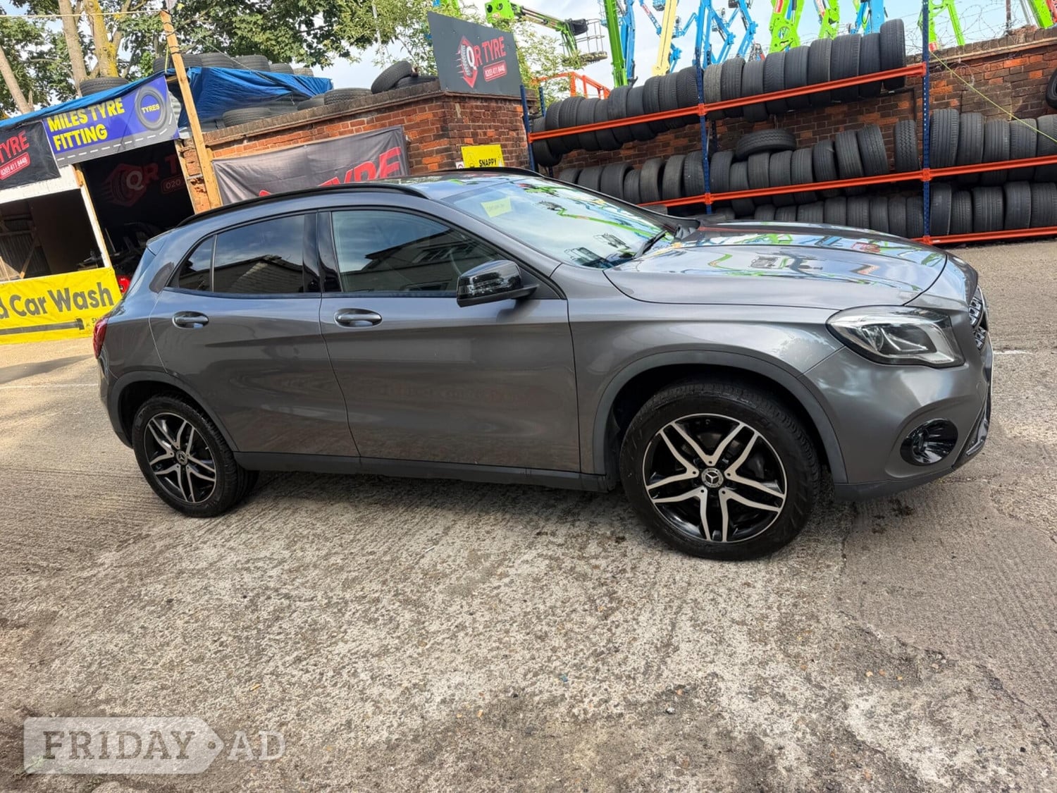 Mercedes-Benz GLA 2019 - Cars