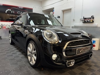 Mini Hatch 2015