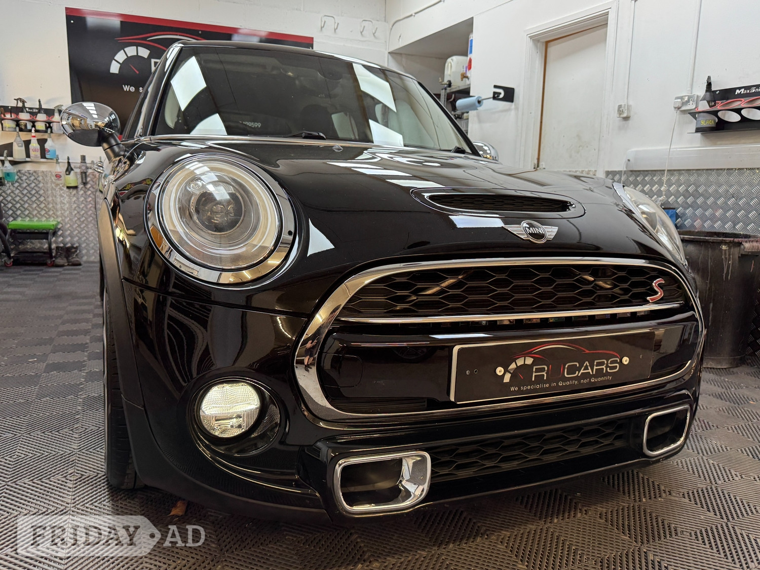 Mini Hatch 2015 - Cars in Loughborough