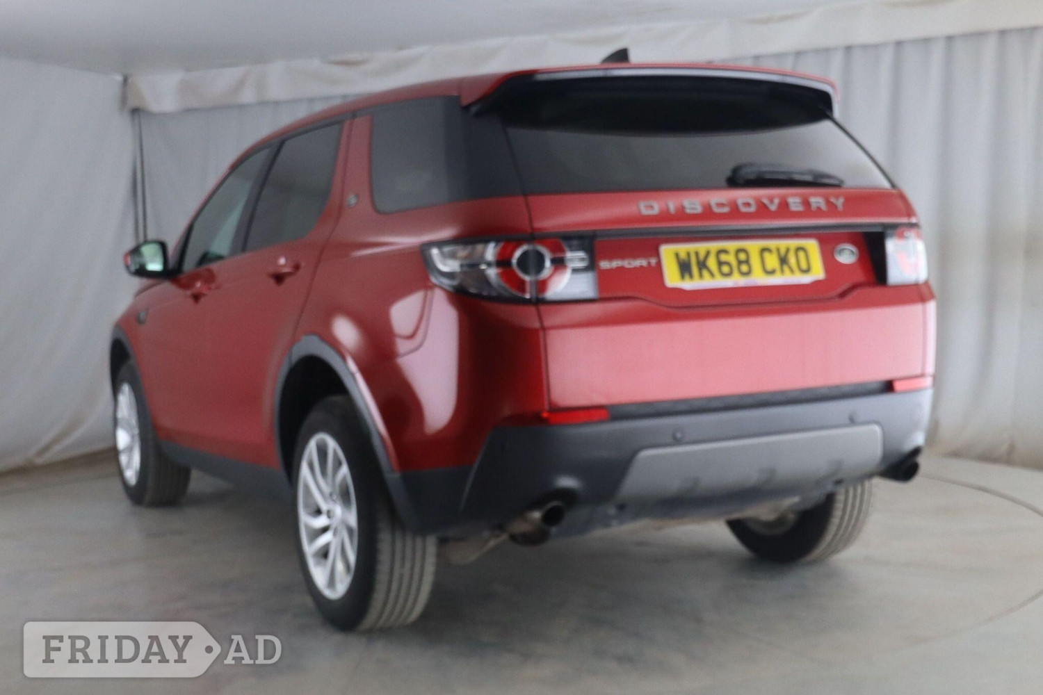 [ berth ]Land Rover Discovery Sport