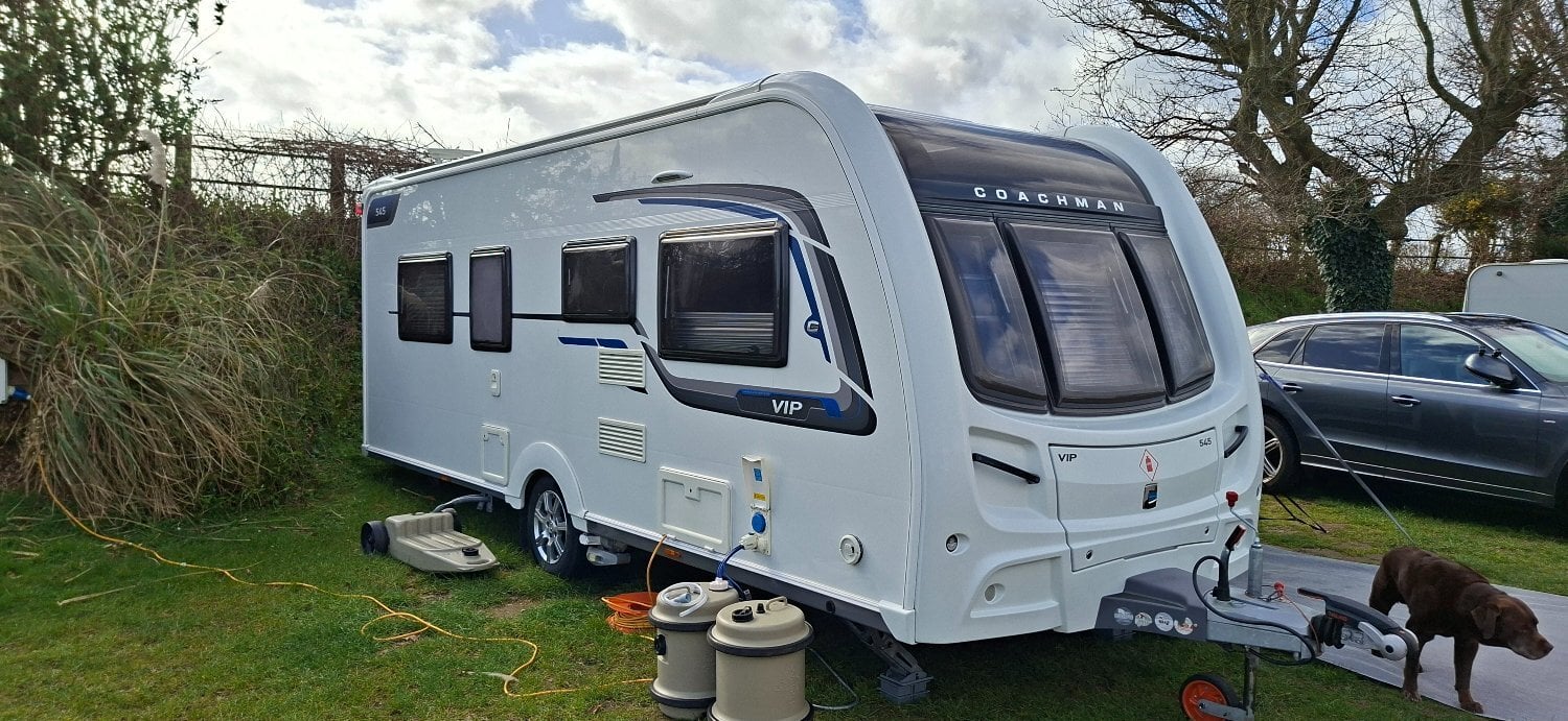 Coachman VIP 545 2016 - Motorhomes & Caravans in Corfe Mullen