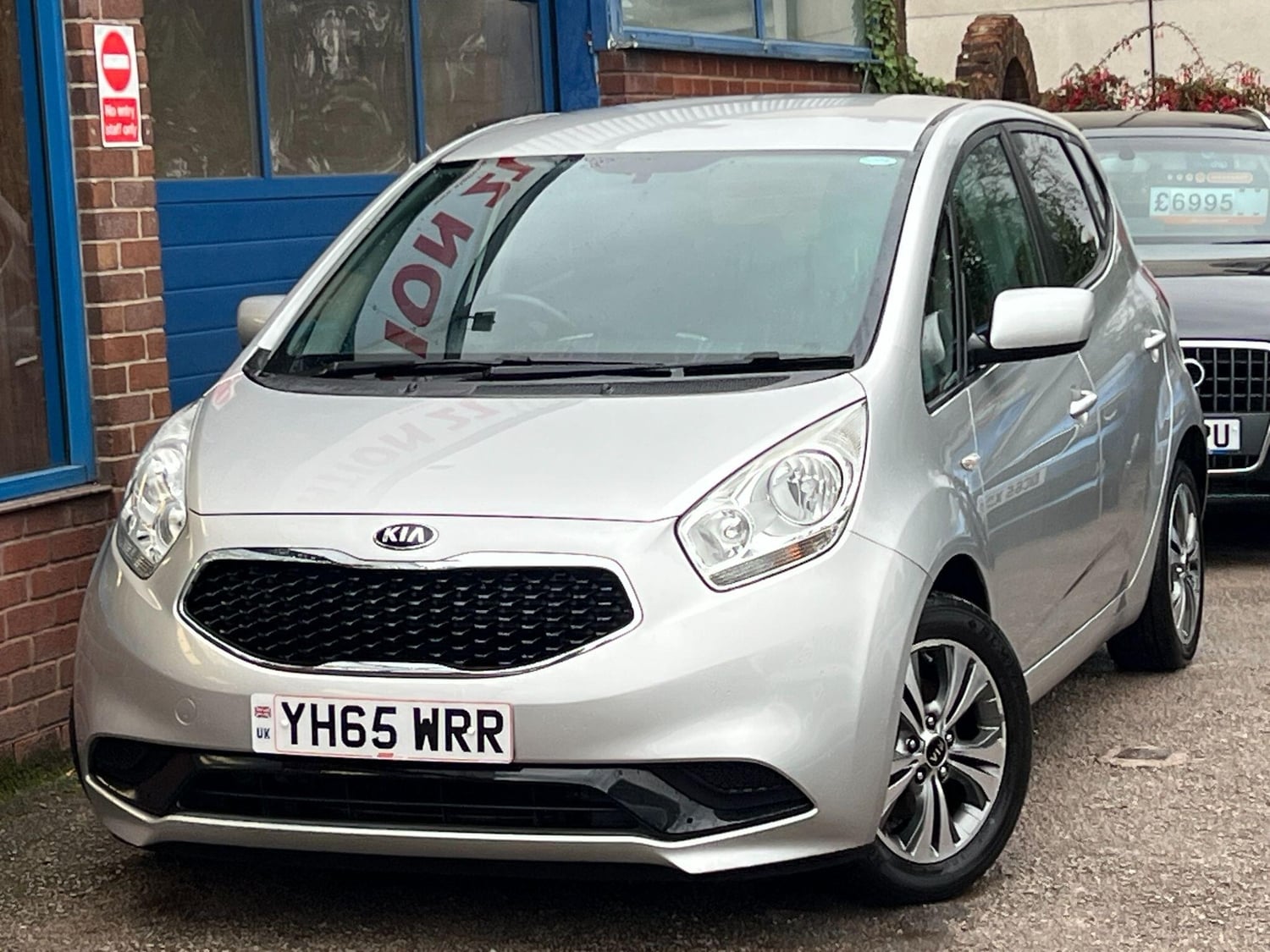 Kia Venga 2015 - Cars