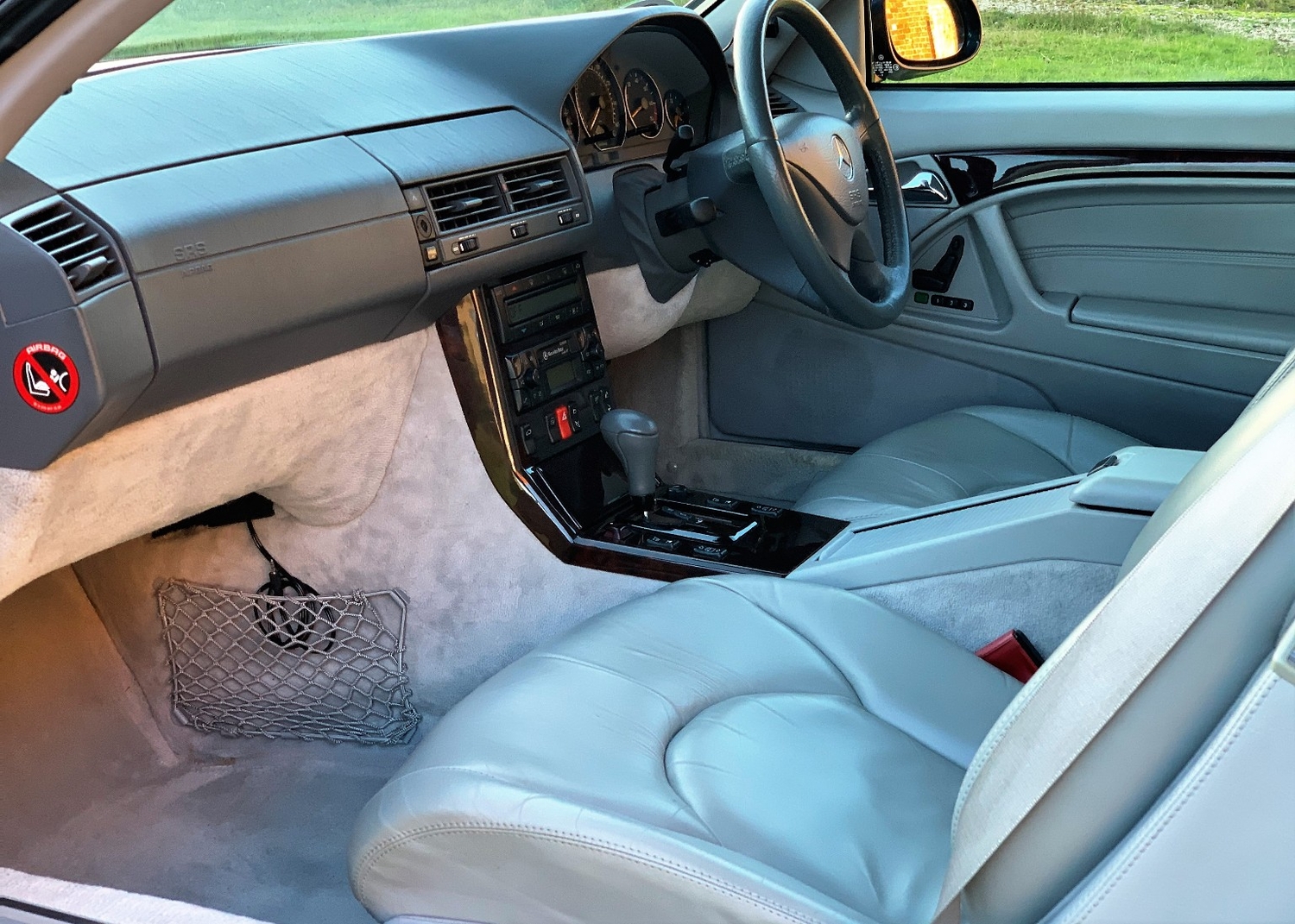 Mercedes-Benz SL Class 1999 - Cars in Reigate