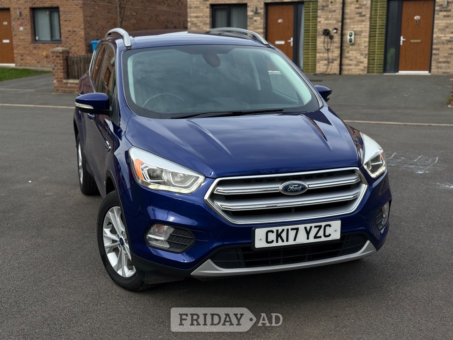 [ berth ]Ford Kuga