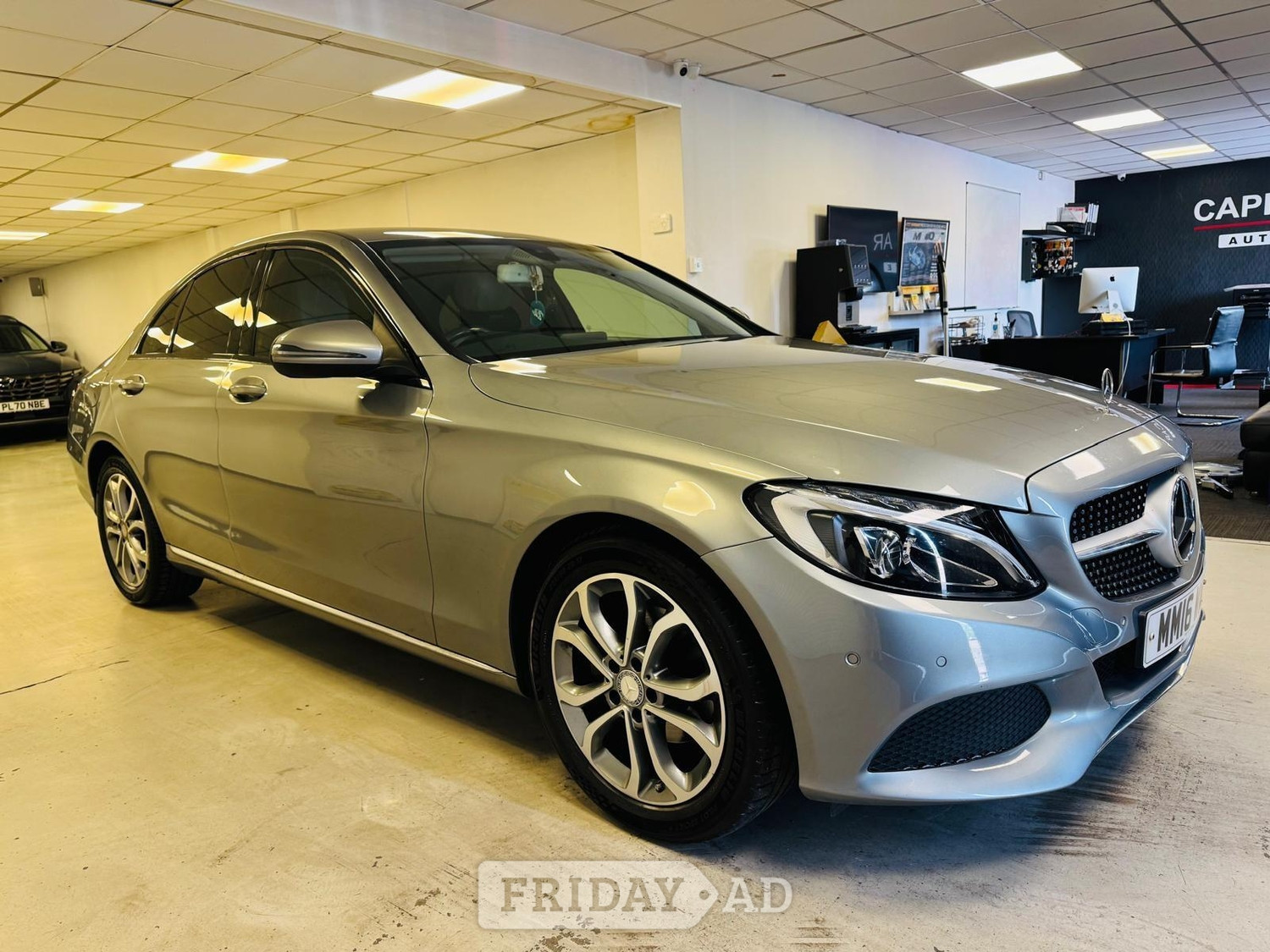 [ berth ]Mercedes-Benz C Class