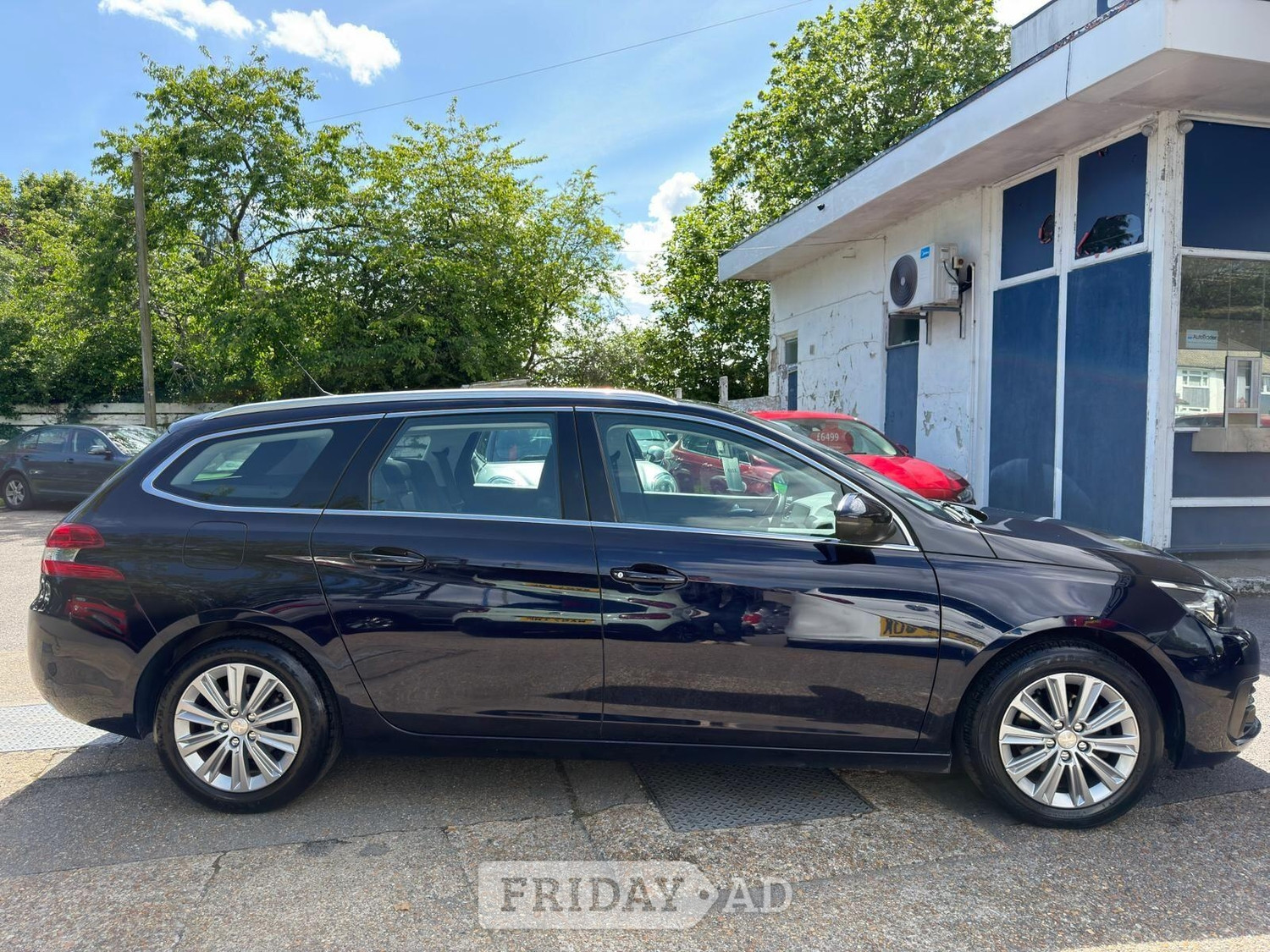Peugeot 308 SW 2017 - Cars in Eastleigh