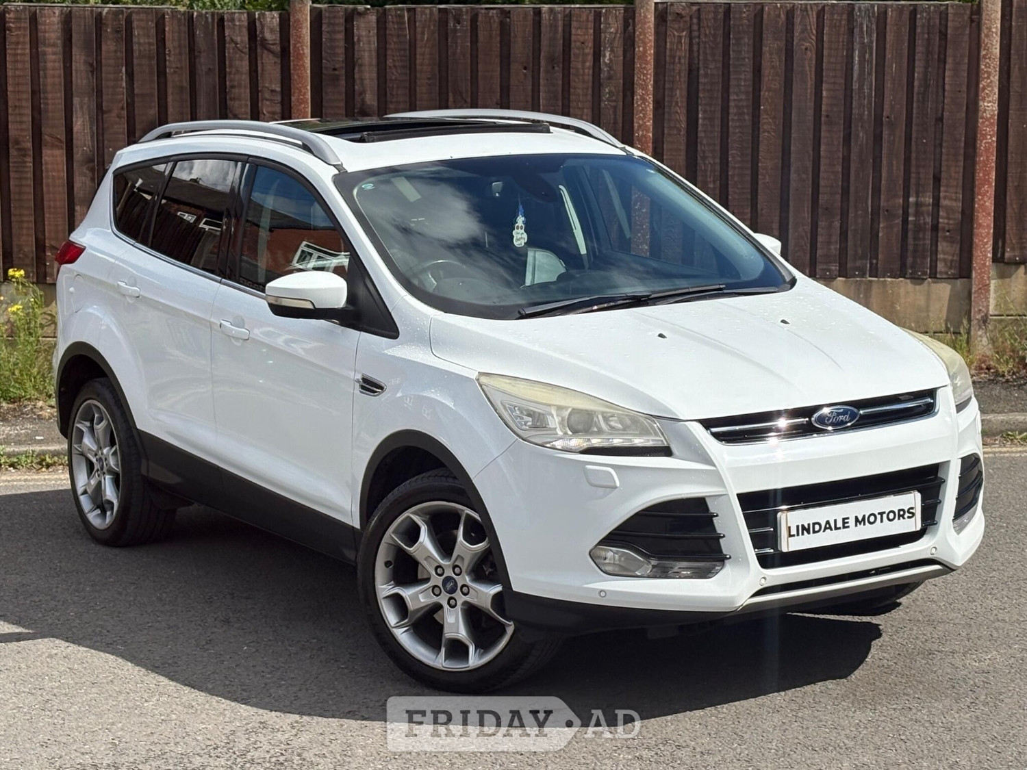 Ford Kuga 2014 in Oldham