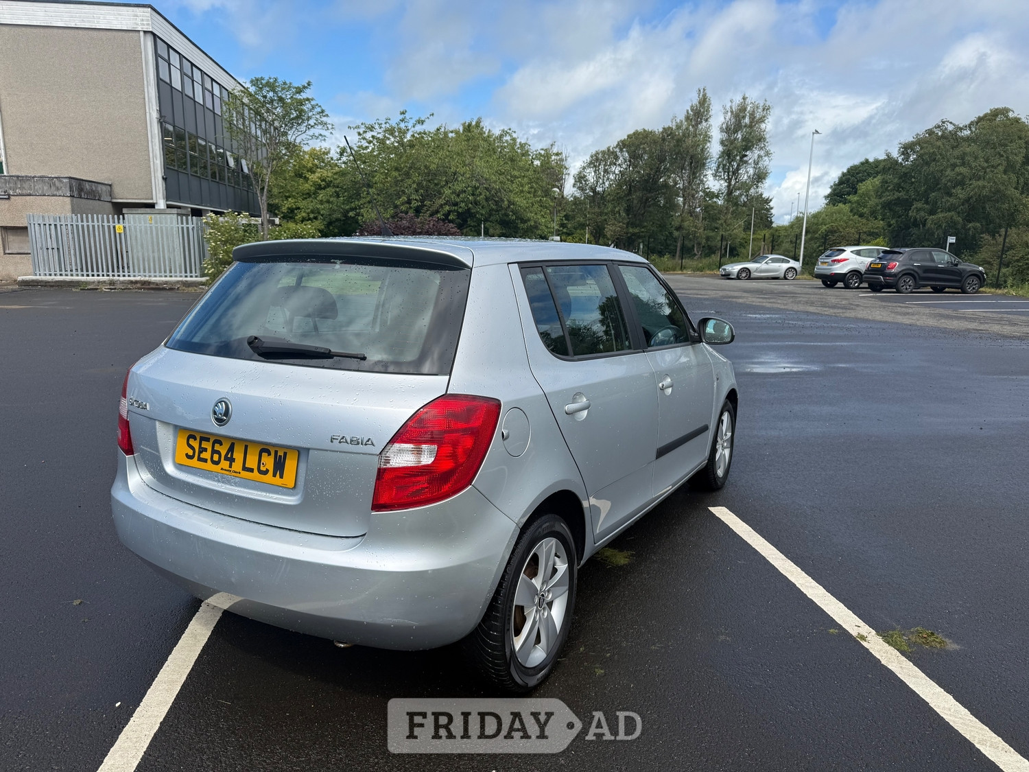 Skoda Fabia 2015 - Cars in Livingston