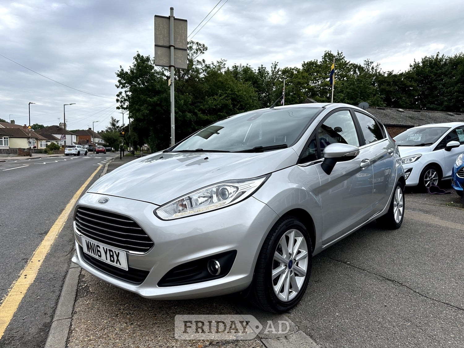 [ berth ]Ford Fiesta
