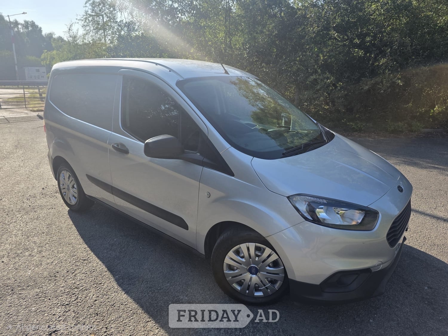 Ford Transit Courier 2019 in Wimborne