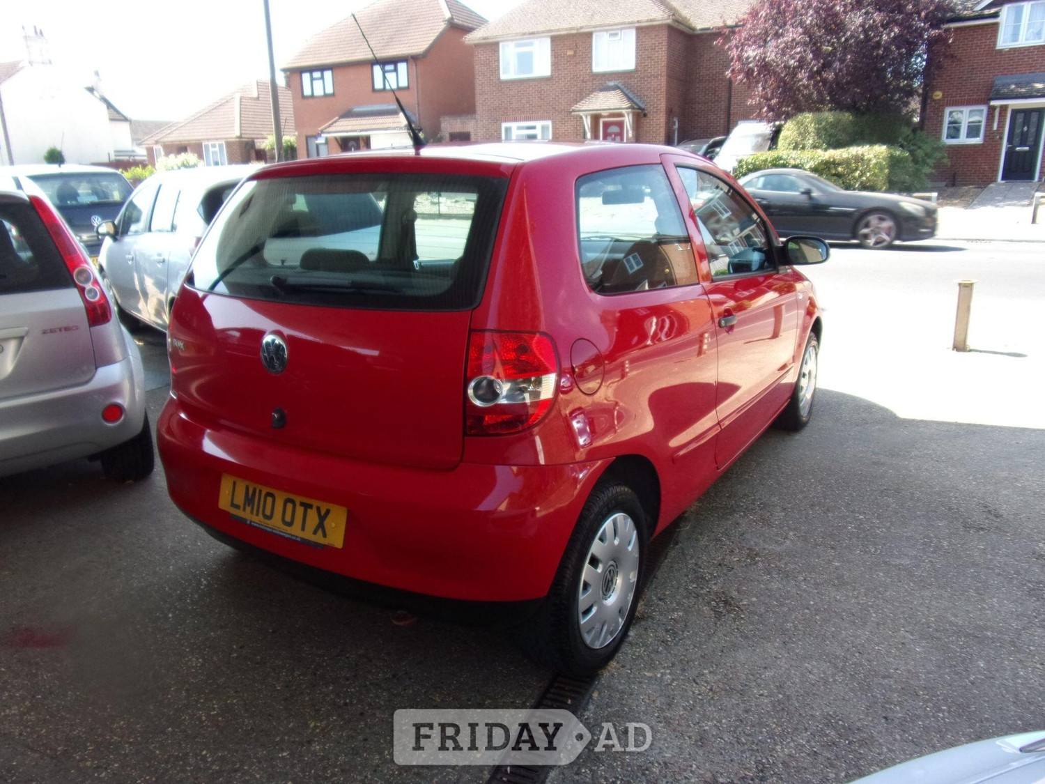 Volkswagen Fox 2010 - Cars in Aldershot