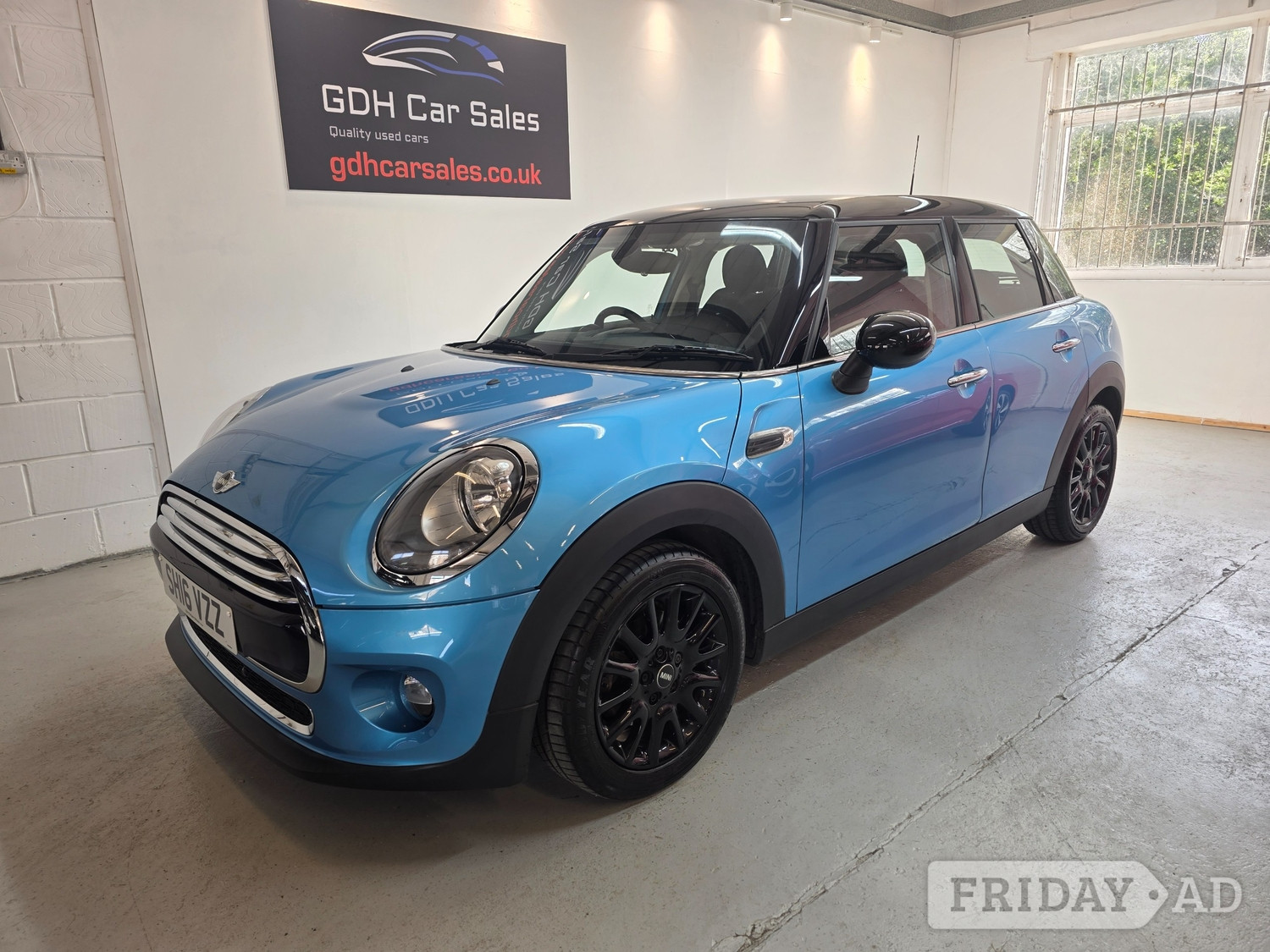 Mini Hatch 2016 in Storrington