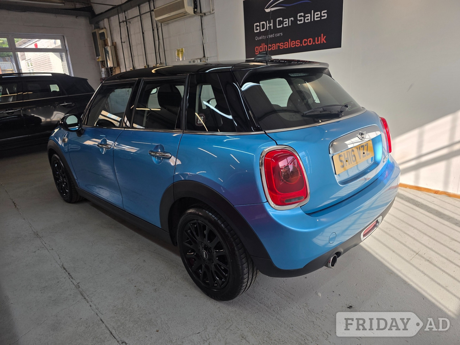 [ berth ]Mini Hatch