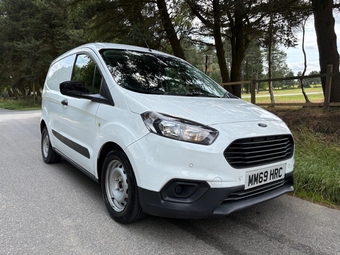 Ford Transit Courier 2020