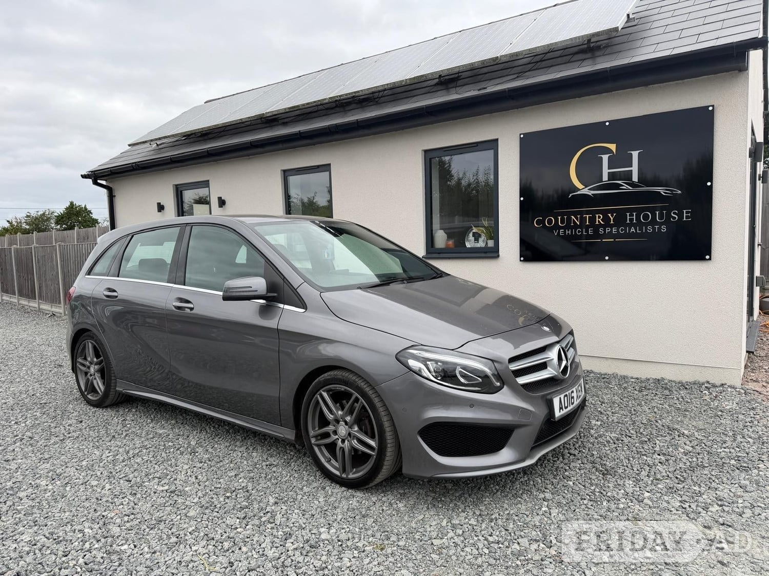 [ berth ]Mercedes-Benz B Class