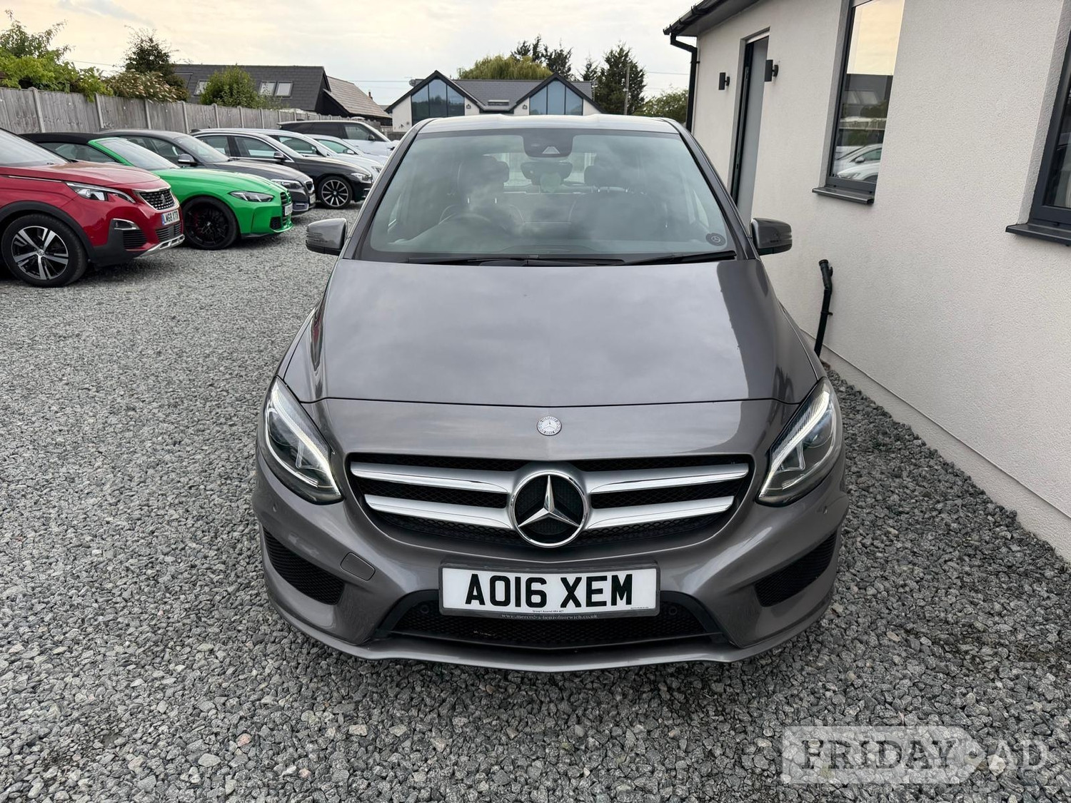 [ berth ]Mercedes-Benz B Class