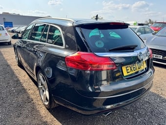 Vauxhall Insignia 2011