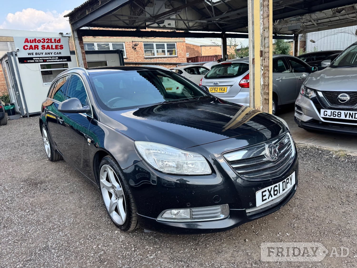 [ berth ]Vauxhall Insignia