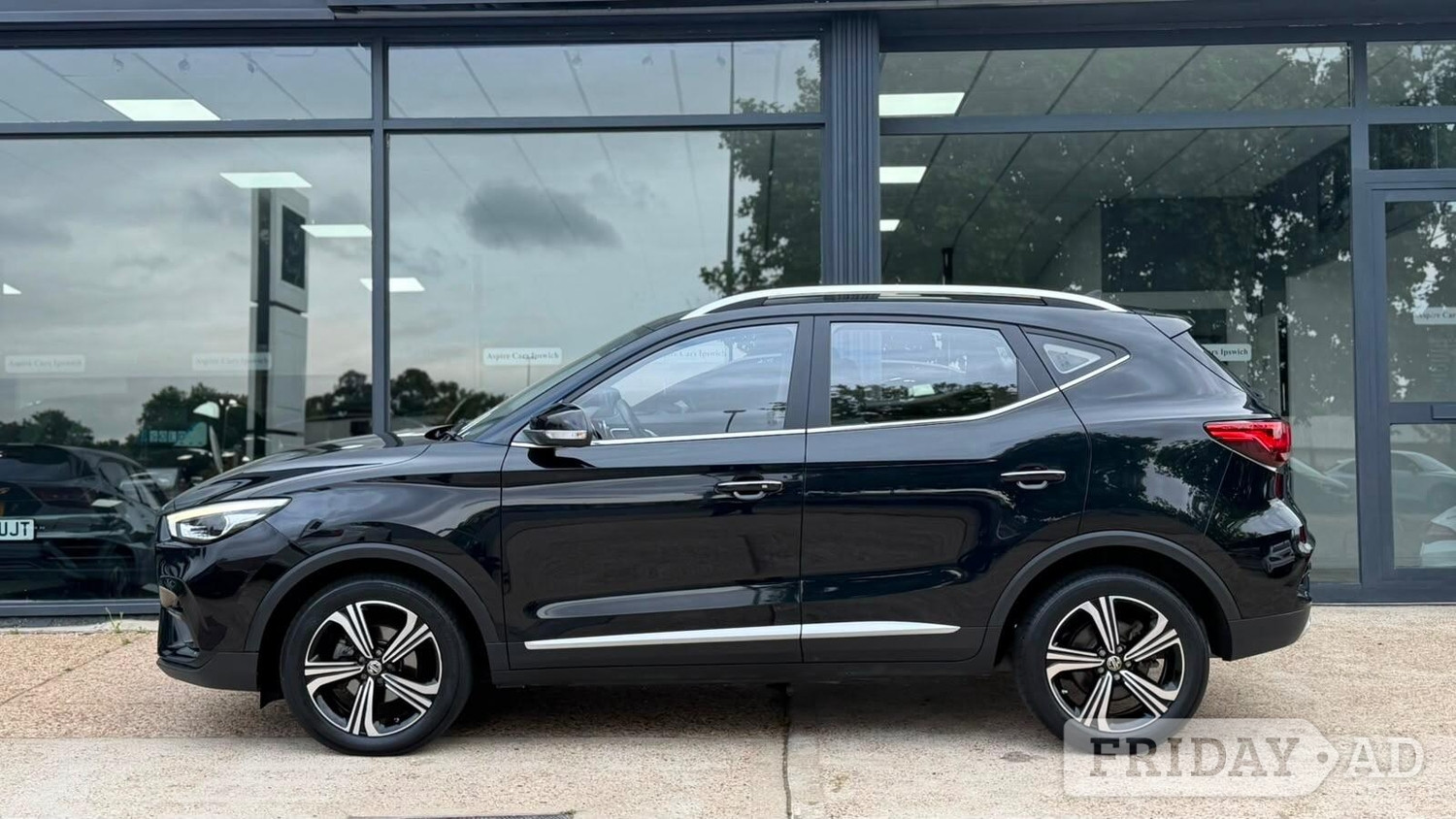 MG ZS 2022 - Cars