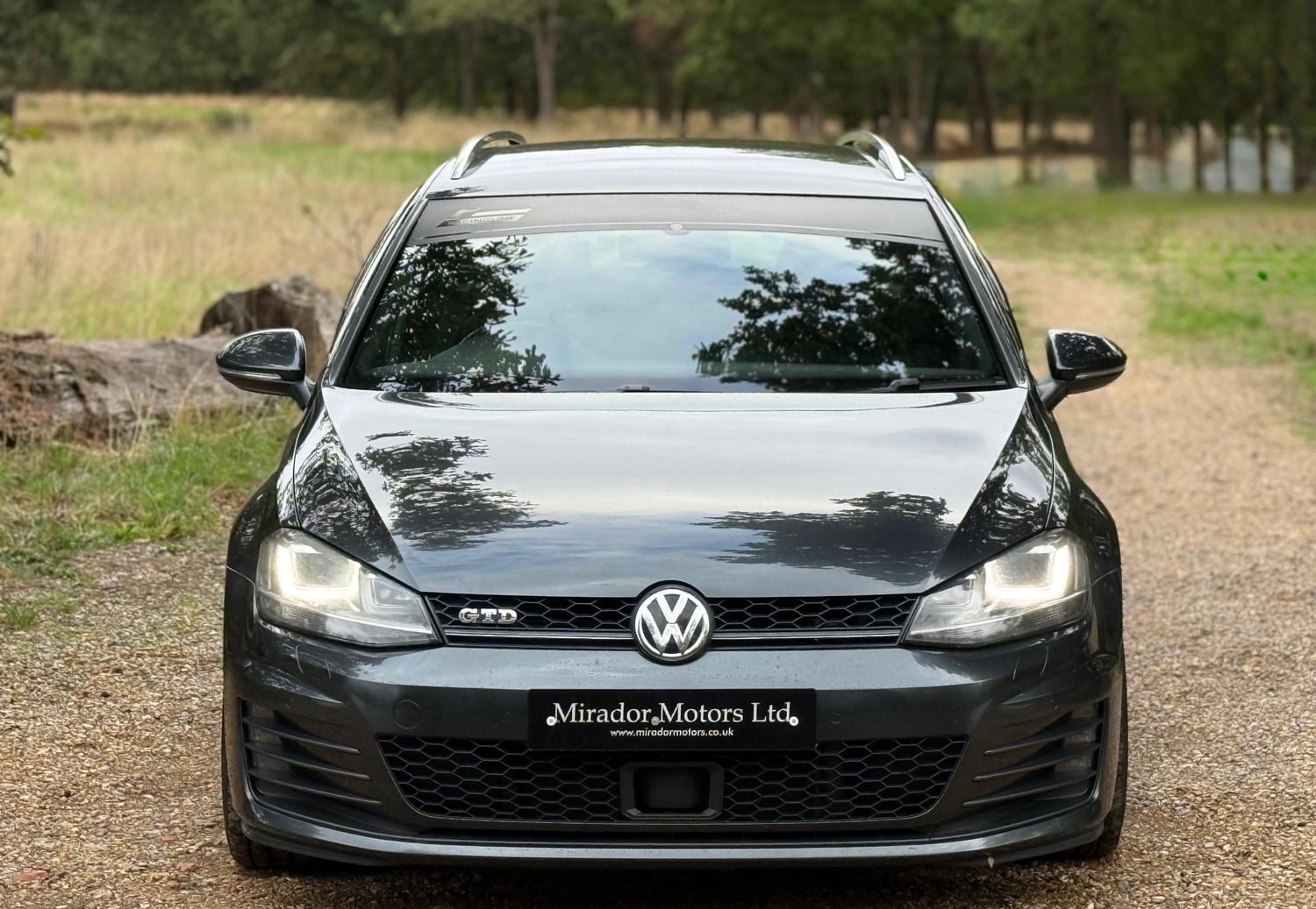 [ berth ]Volkswagen Golf