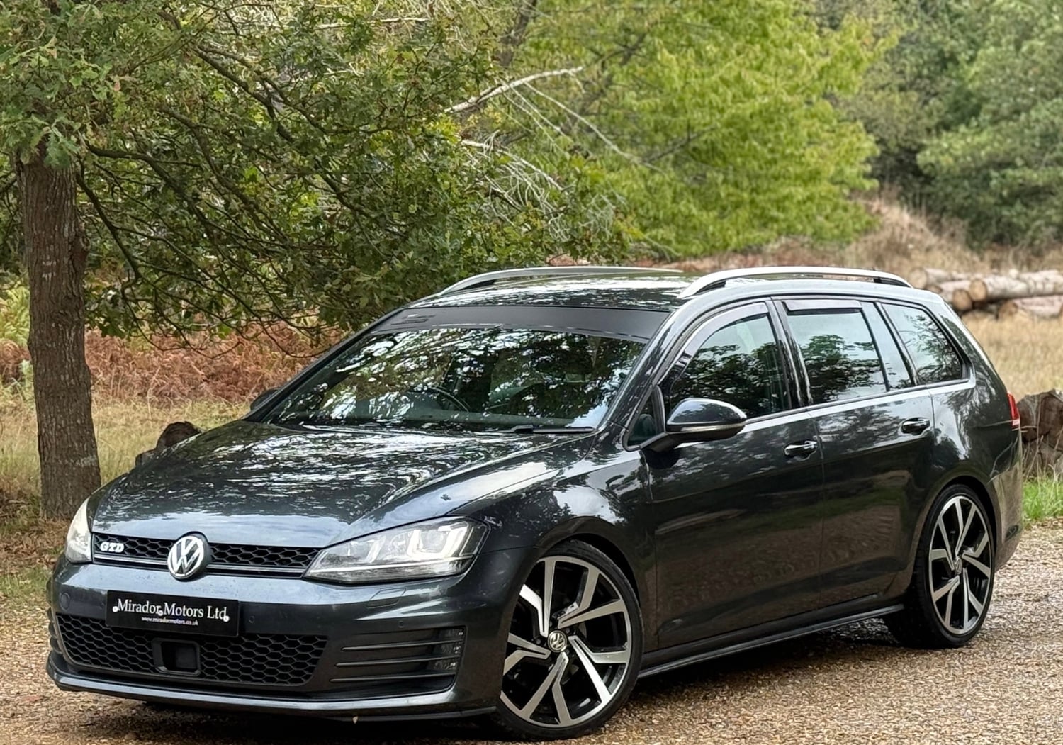 Volkswagen Golf 2016 - Cars