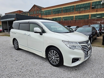 Nissan Elgrand 2016