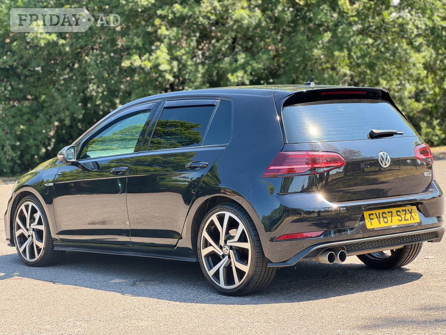 Volkswagen Golf 2017 - Cars in Romford