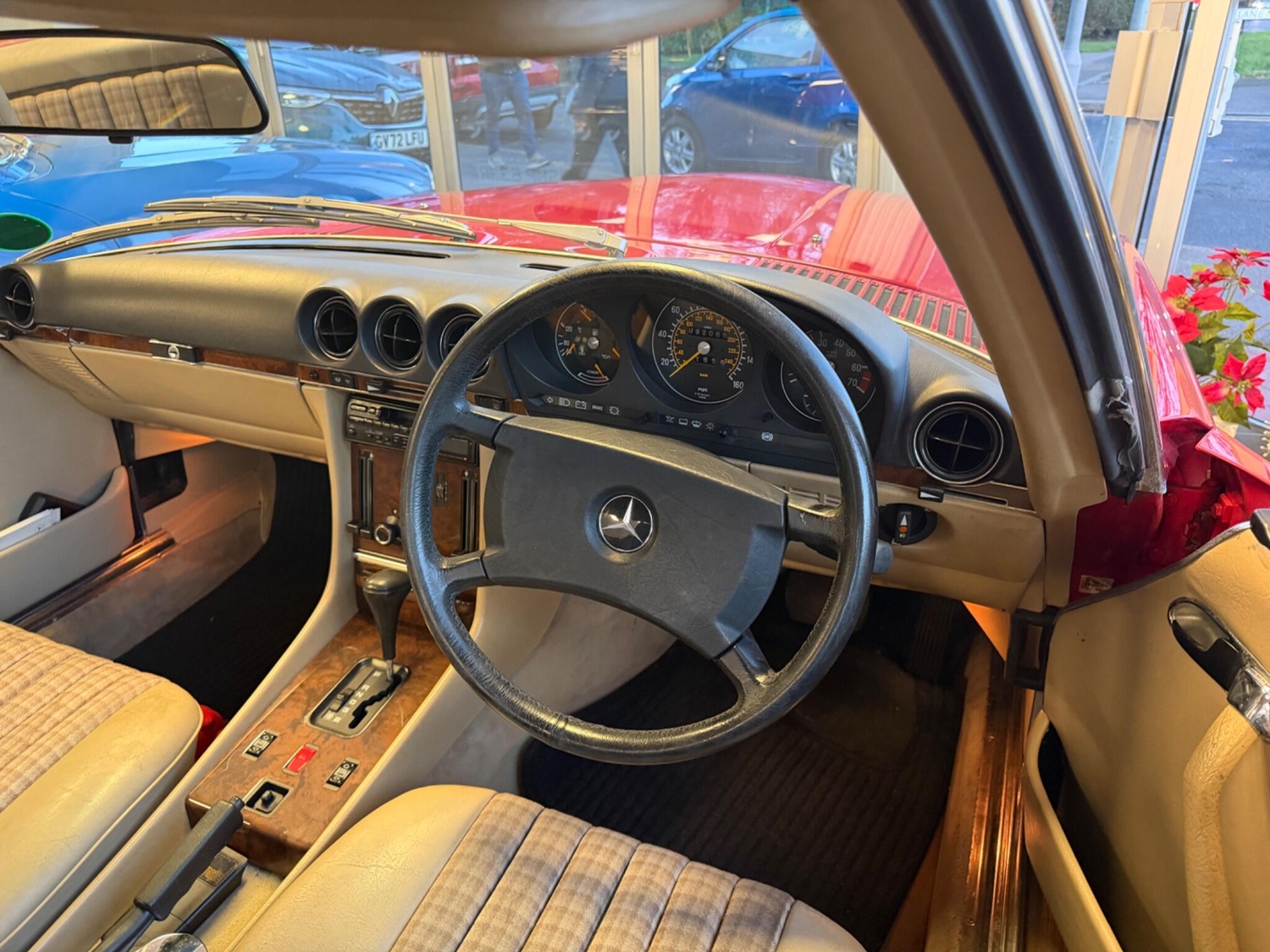 Mercedes-Benz 300 1989 - Cars