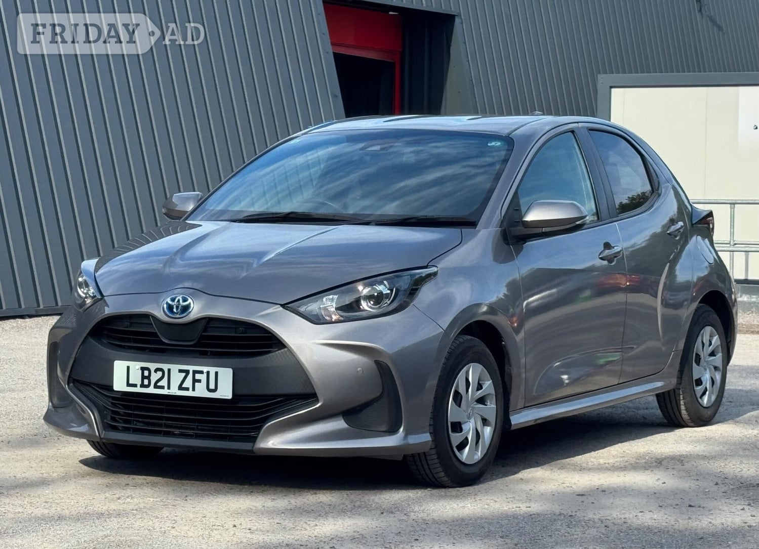 [ berth ]Toyota Yaris