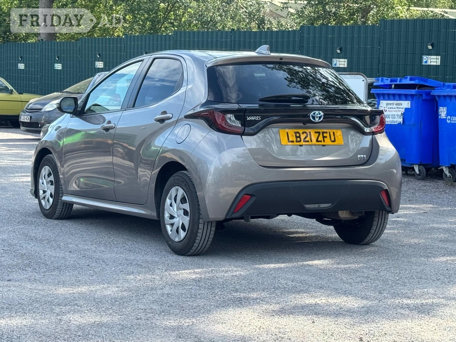 Toyota Yaris 2021 - Cars