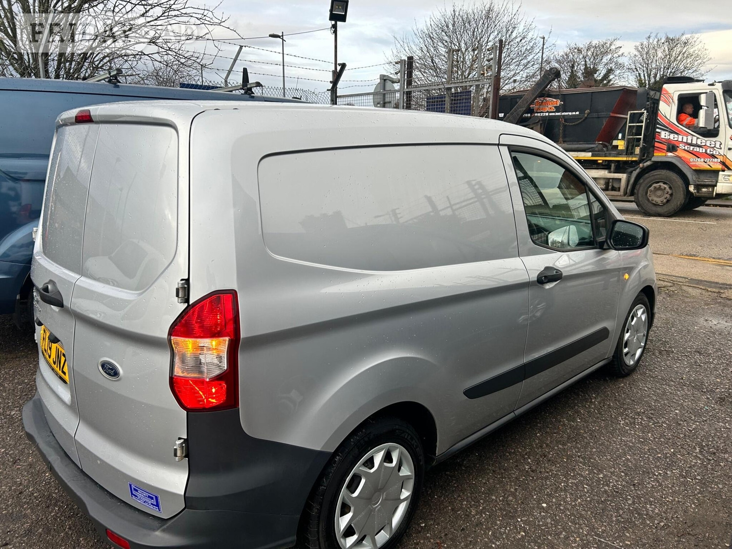 Ford Transit Courier 2019 - Vans & Commercial Vehicles