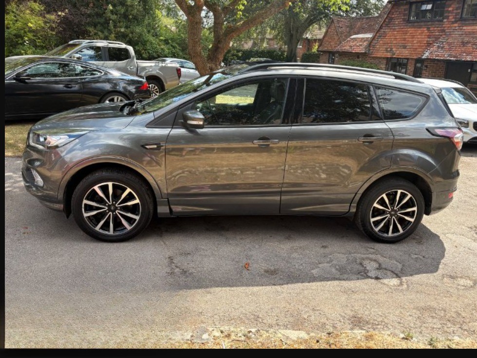 Ford Kuga 2018 - Cars