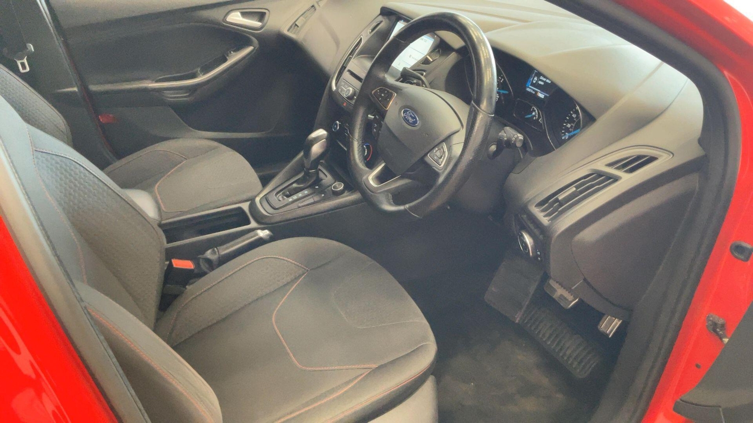 Ford Focus 2018 - Cars