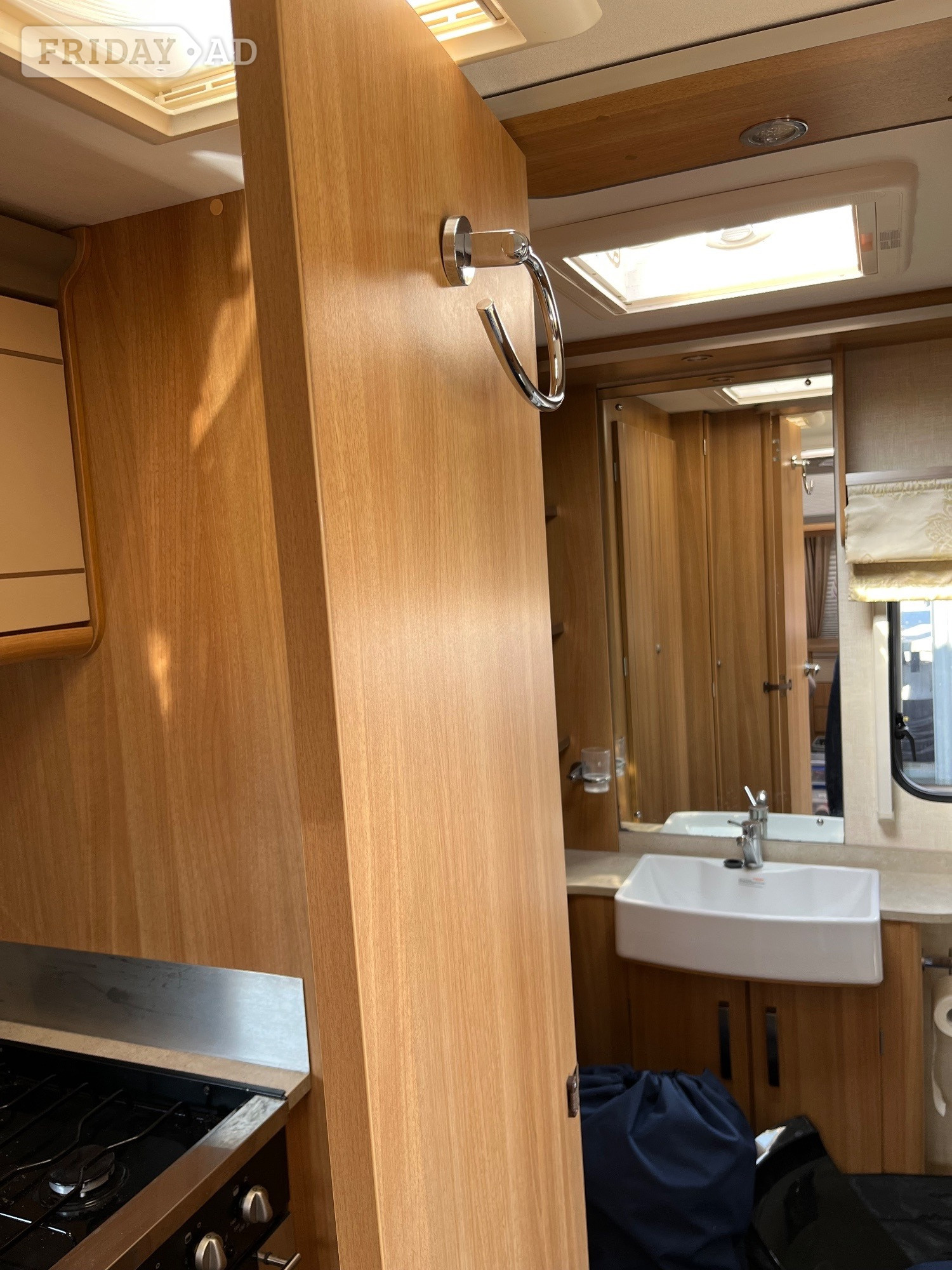 [ berth ]Coachman VIP