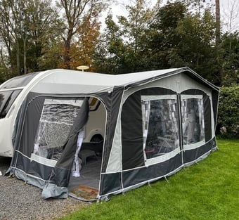 Dorema Garda 240 Caravan Awning – Size 11 (900–925cm)