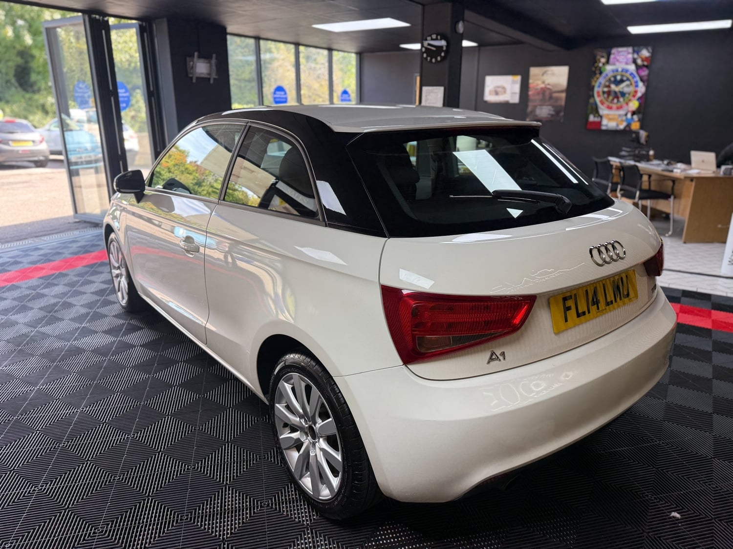 Audi A1 2014 - Cars